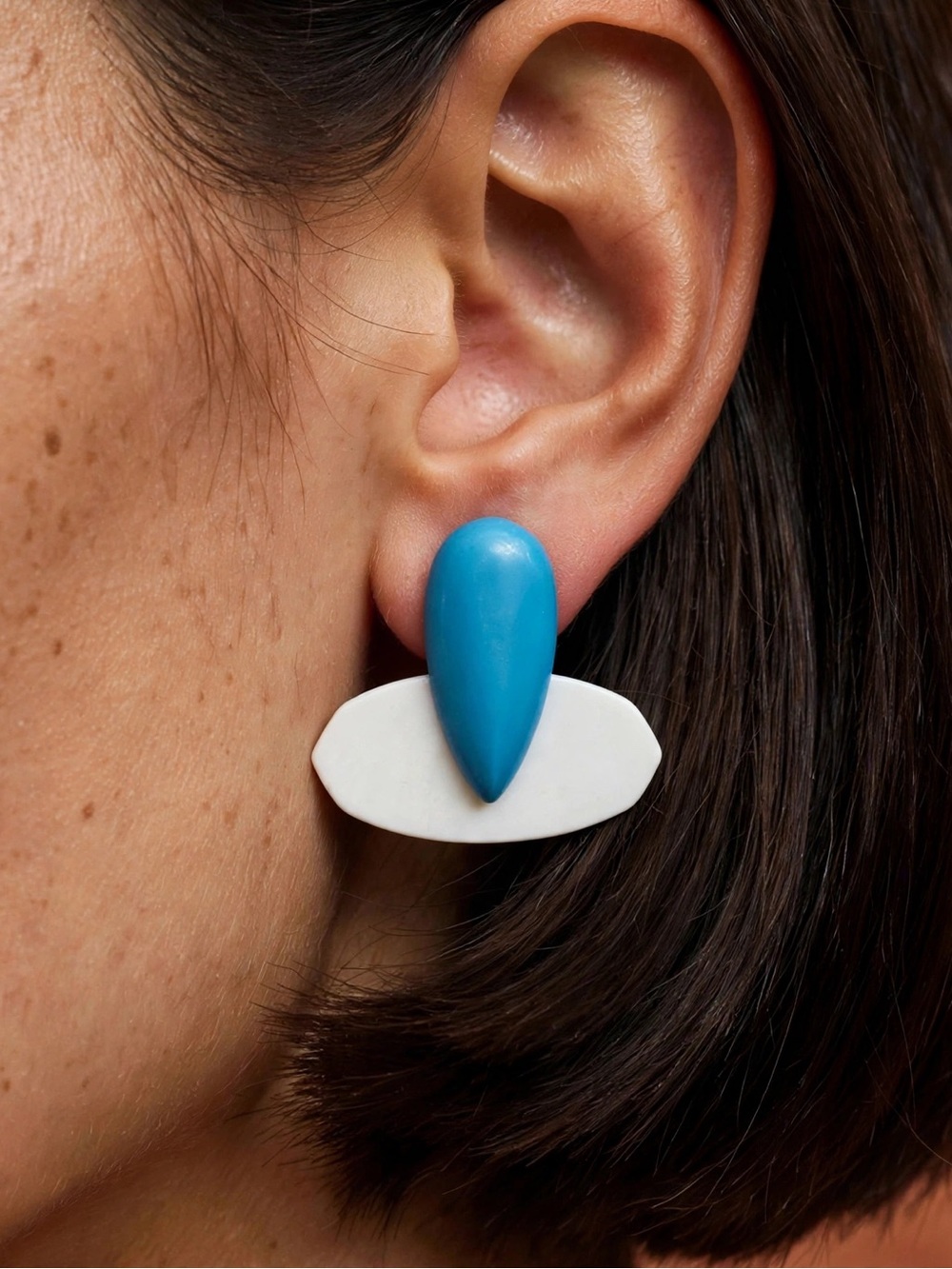 New Amimi Handmade Blue White Statement Stud Earrings S925 Resin Gift E215